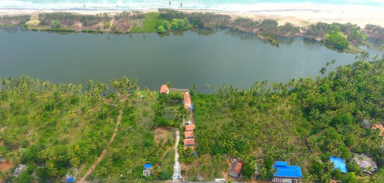 Serene Lake Resort Varkala Indie