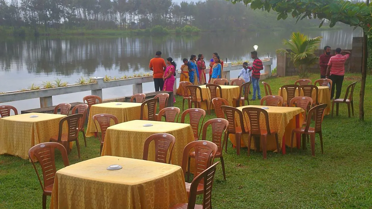 Serene Lake Resort Varkala Indie